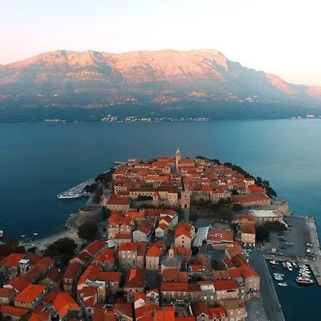 Anamarija * Korcula Town